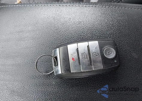 2017 Kia Sorento 2.4L Lx from USA, damaged, VIN 5XYPG4A39HG282395